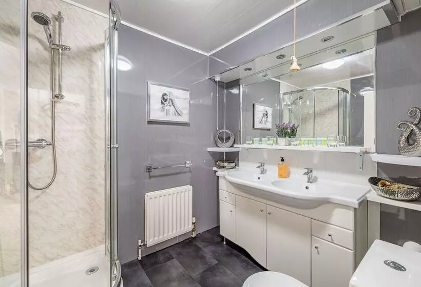 호텔 The Fox & Hounds