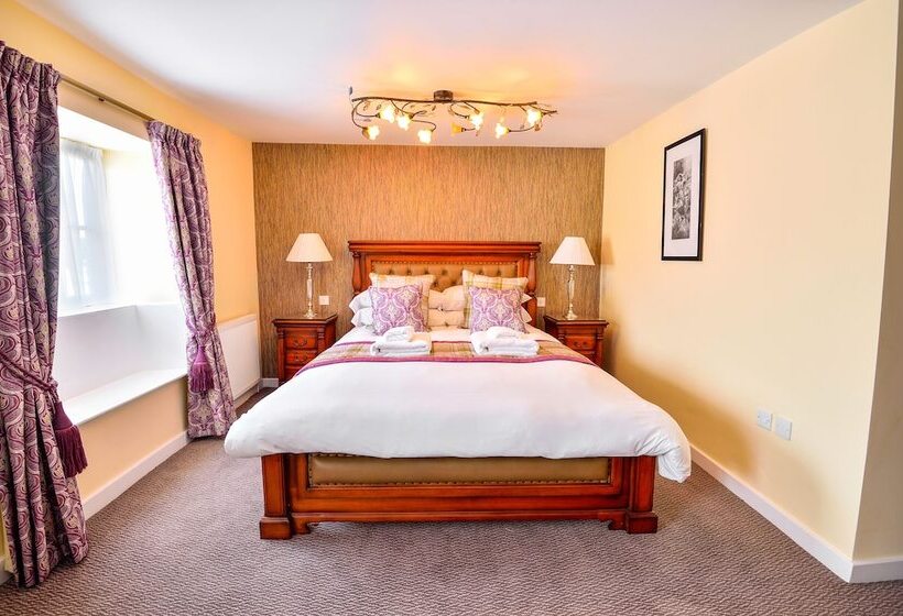 בית מלון כפרי The George