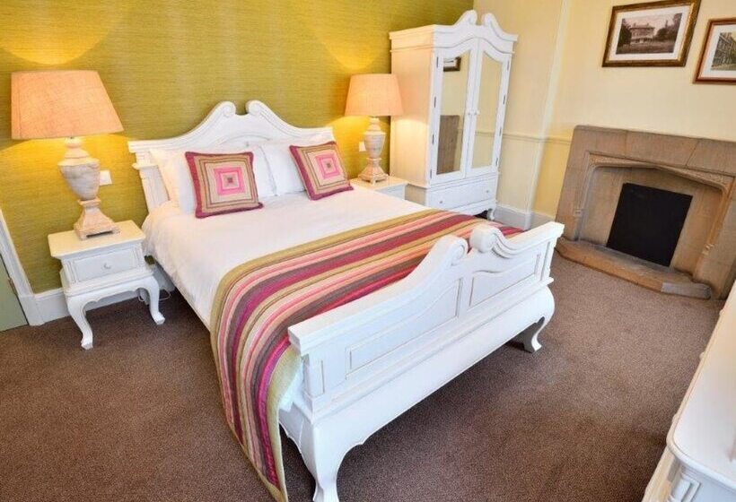 בית מלון כפרי The George