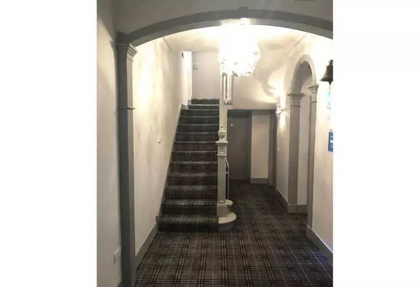 The Knowes Hotel & Restaurant