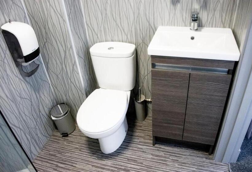 The Knowes Hotel & Restaurant