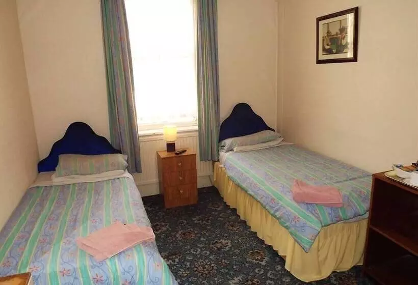 בית מלון כפרי The New Globe Inn