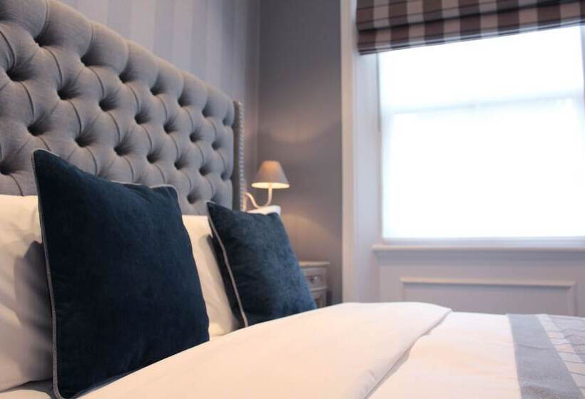 Otel The One Tun Pub & Rooms