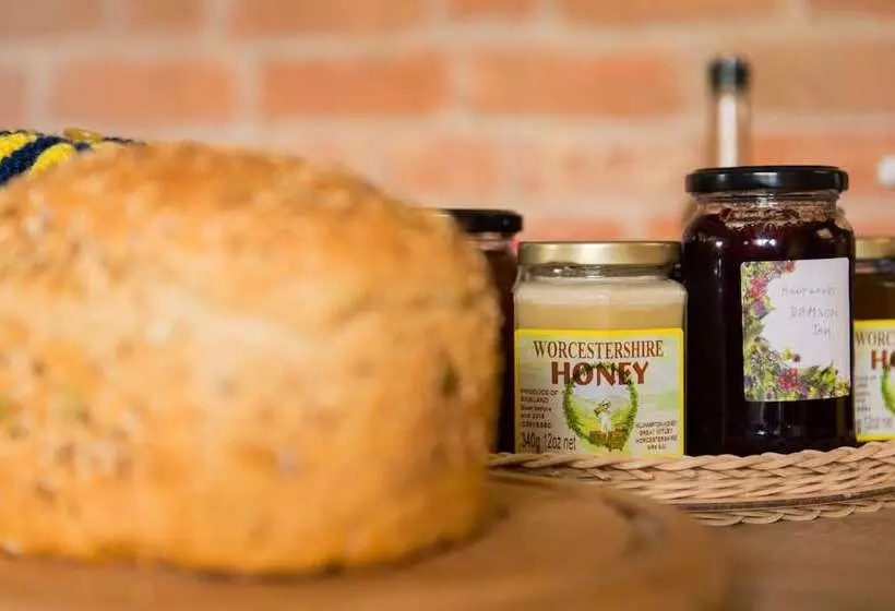 Huntlands Farm Bed & Breakfast