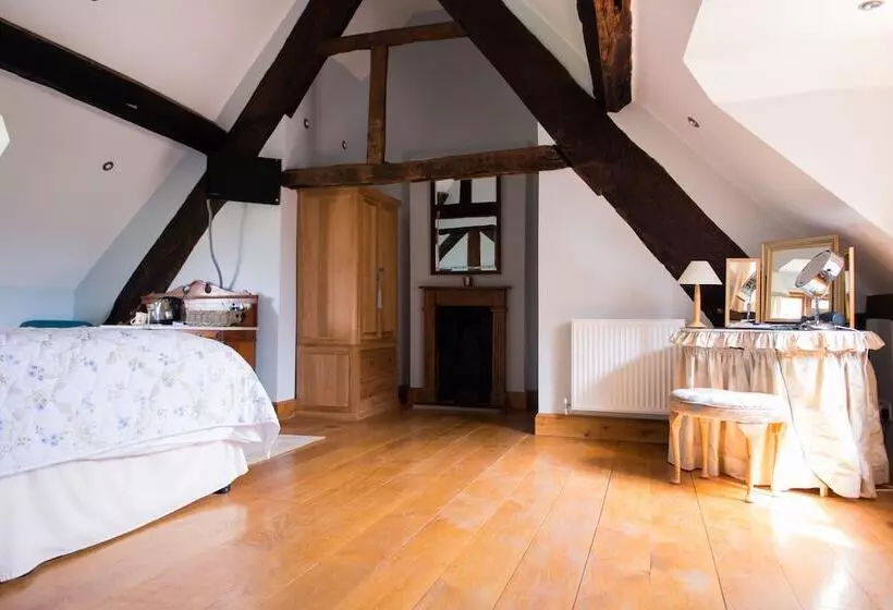 Huntlands Farm Bed & Breakfast
