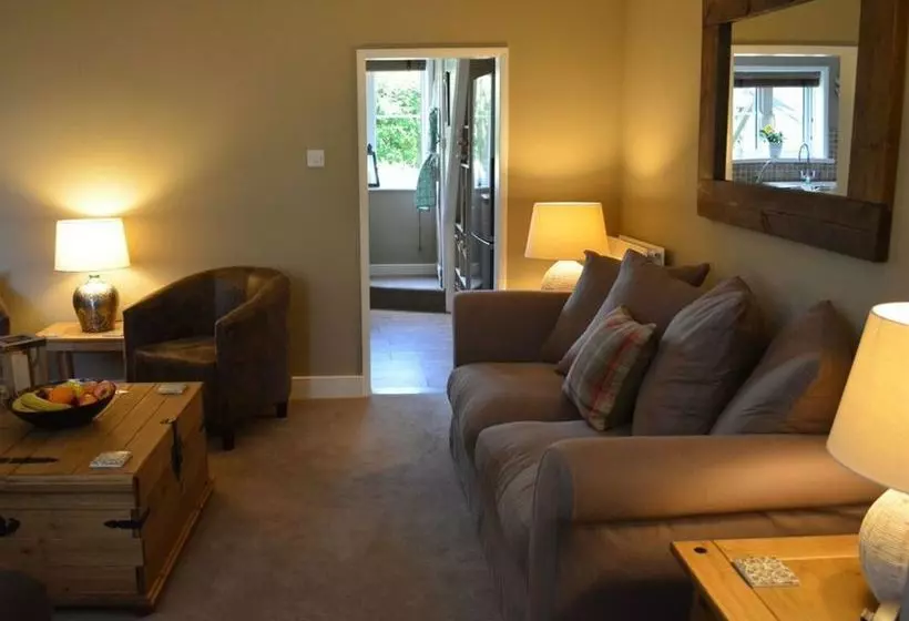 Meadow Cottage