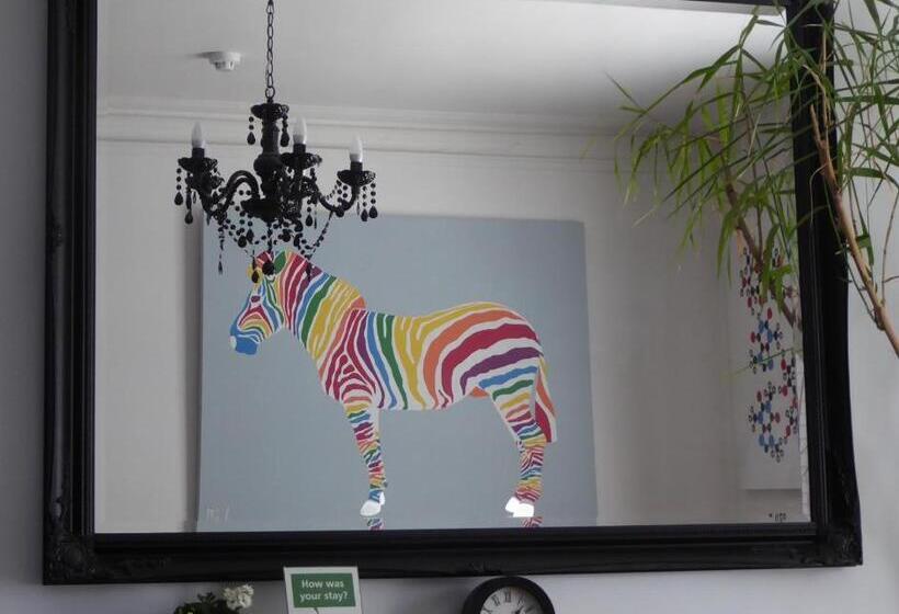 بنسيون Bamboo Guest House