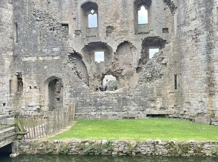 Пансион The Mount Somerton