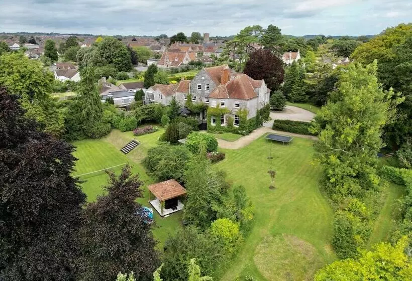 Пансион The Mount Somerton