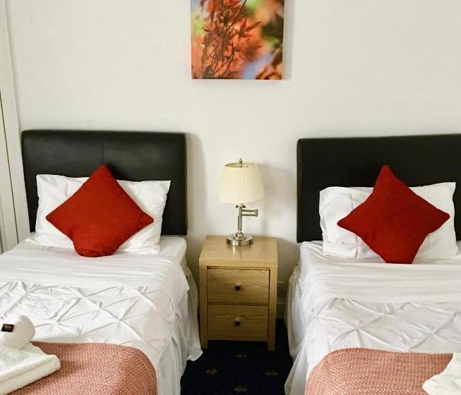 펜션 Watson Lodge Guest House