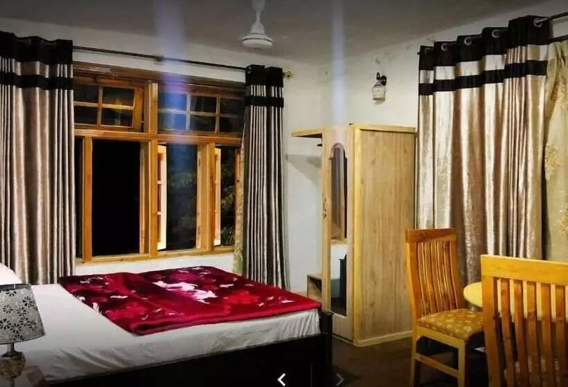 هتل Bercha Guest House Dorkhan Hunza