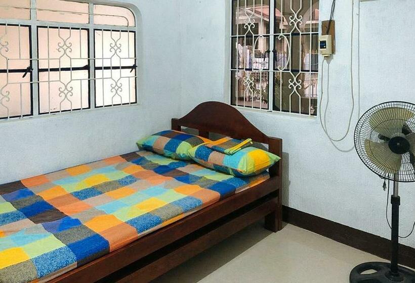 Hotel Rachos S Transient Santa Catalina Vigan
