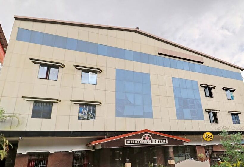 Itsy Hotels Hill Town, 500 Mtrs From Madikeri Fort