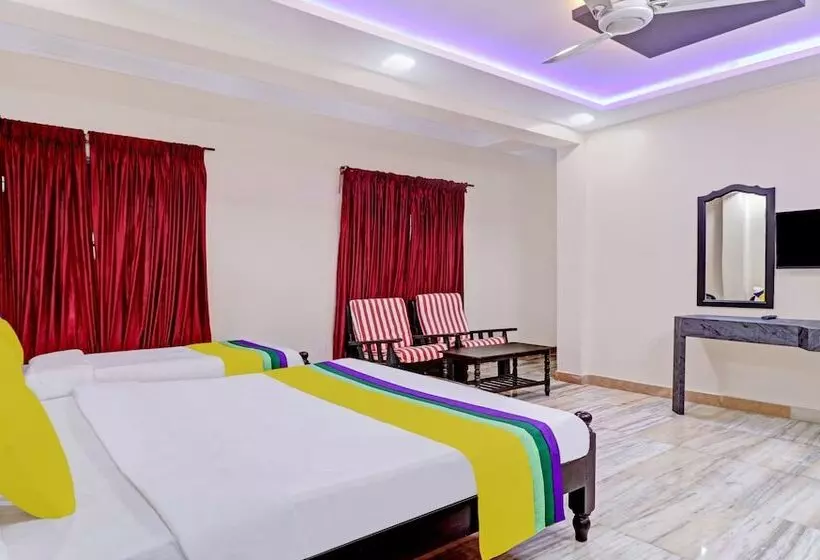 Itsy Hotels Hill Town, 500 Mtrs From Madikeri Fort