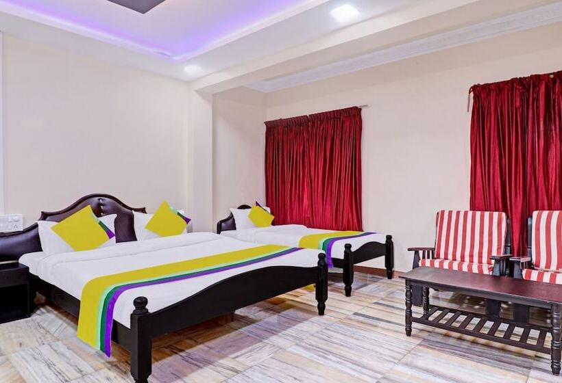 Itsy Hotels Hill Town, 500 Mtrs From Madikeri Fort