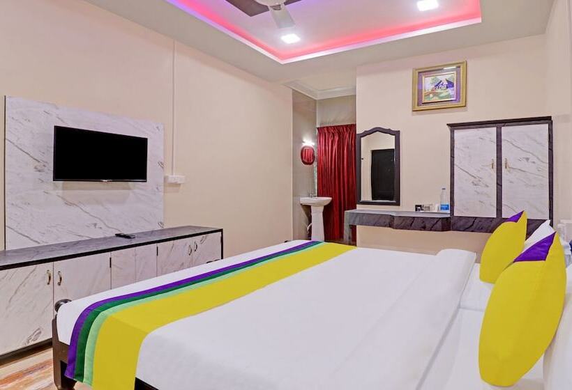 Itsy Hotels Hill Town, 500 Mtrs From Madikeri Fort