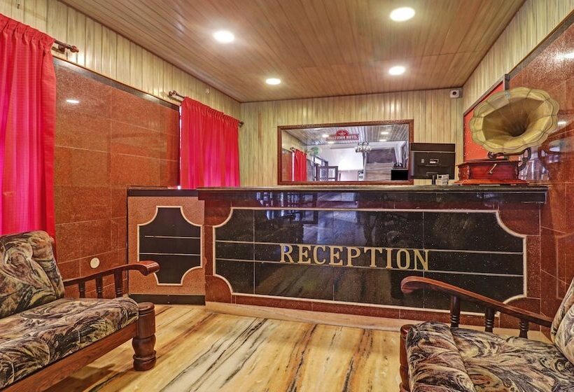 Itsy Hotels Hill Town, 500 Mtrs From Madikeri Fort