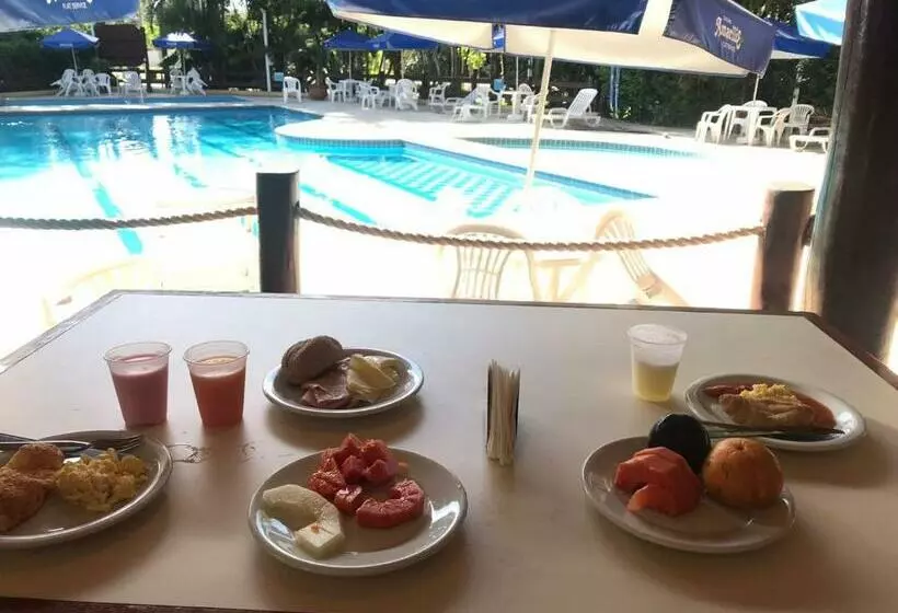 Hotelli Riviera De São Lourenço Amarilis 302