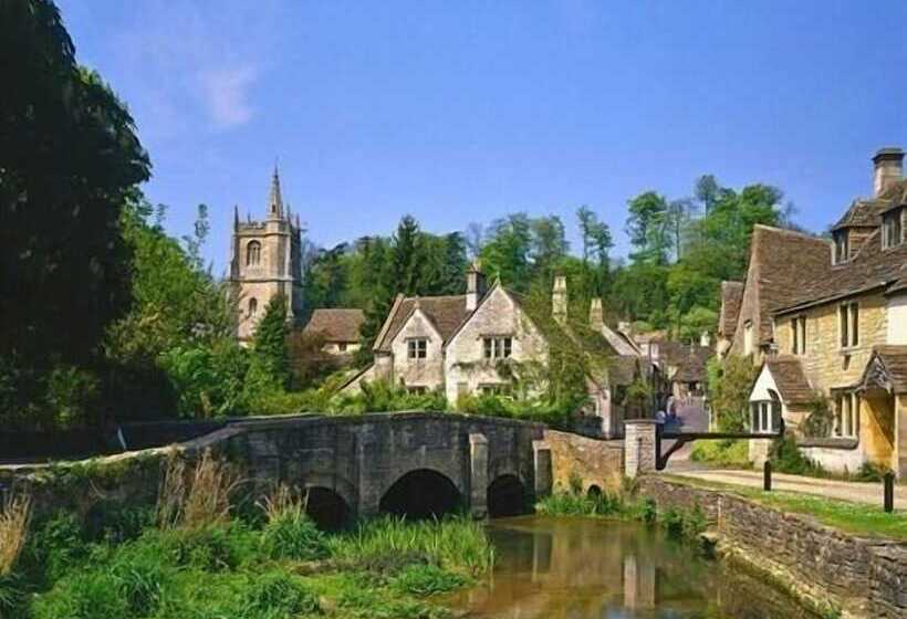 Battens Farm Cottages B&b