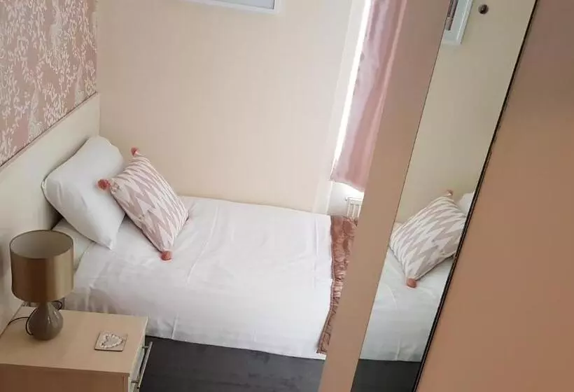 Bed and Breakfast 74 Belgravia