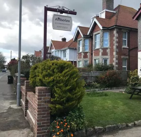 Bed and Breakfast Amberlea Guest House