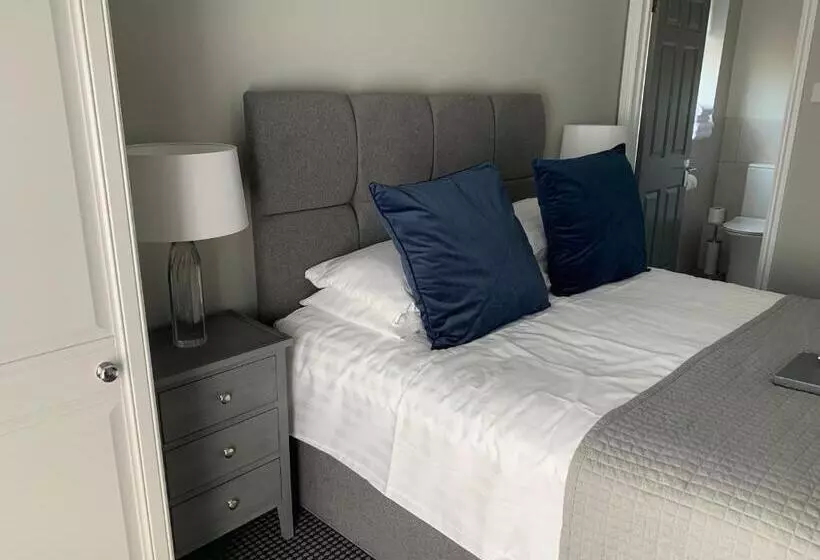 Bed and Breakfast Badgemore Park