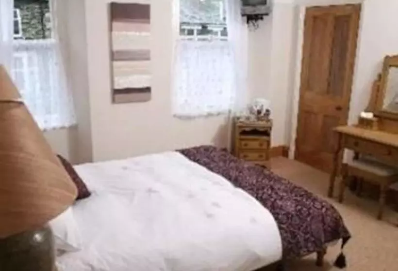 Bed and Breakfast Claremont