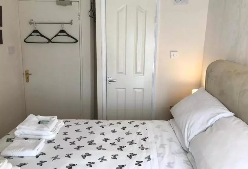 Bed and Breakfast The Acorn Lodge