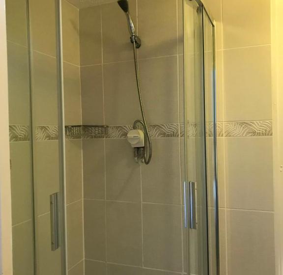 Bed and Breakfast The Acorn Lodge