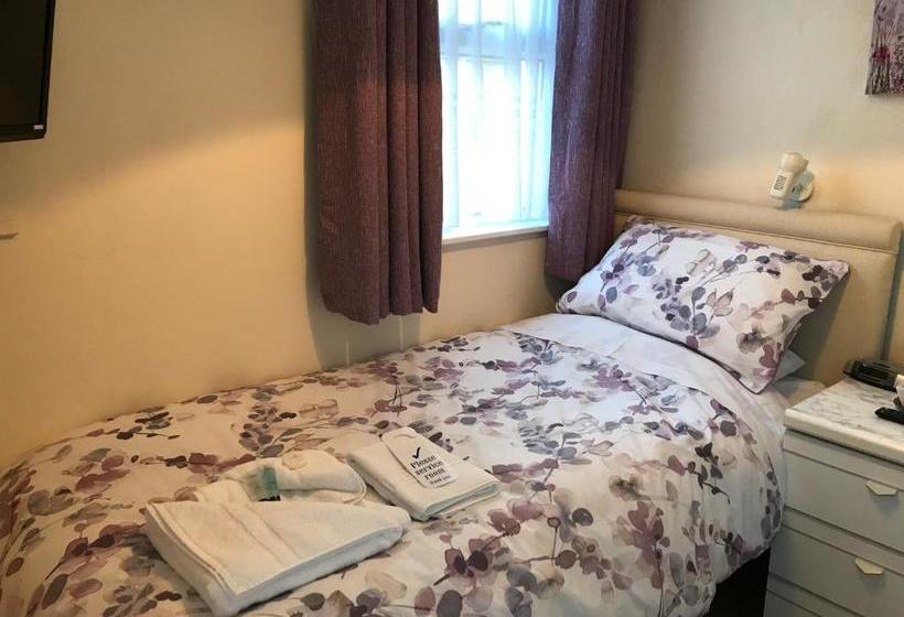 Bed and Breakfast The Acorn Lodge