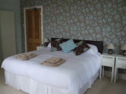 Bed and Breakfast Trimnells House