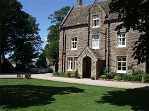 Bed and Breakfast Trimnells House