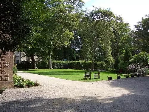 Bed and Breakfast Trimnells House