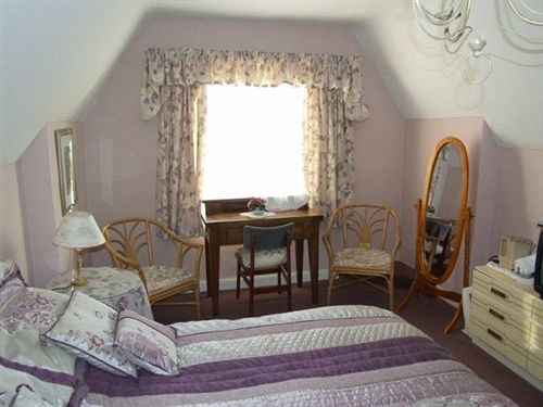 ベッドアンドブレックファースト Whitefriars