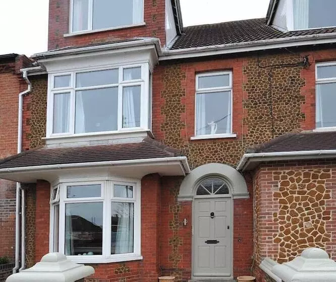 Belle Vue Apartments