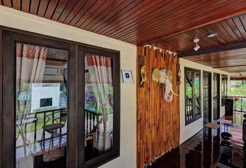 בית מלון כפרי Ao Nang Home Stay Adults Only