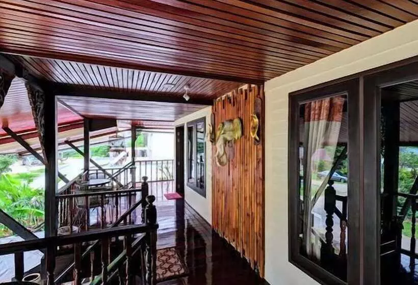 בית מלון כפרי Ao Nang Home Stay Adults Only