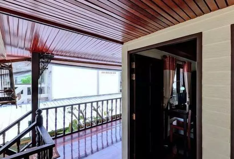 בית מלון כפרי Ao Nang Home Stay Adults Only