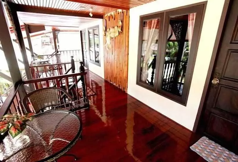 בית מלון כפרי Ao Nang Home Stay Adults Only