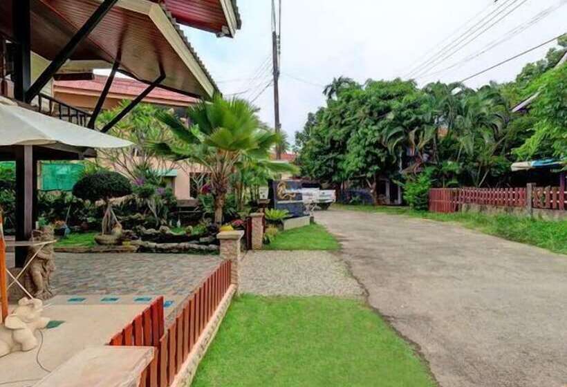 酒店 Ao Nang Home Stay   Adults Only