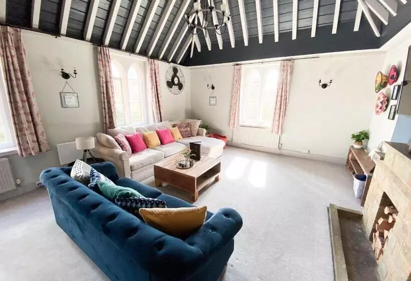 호텔 Castle At Edgehill