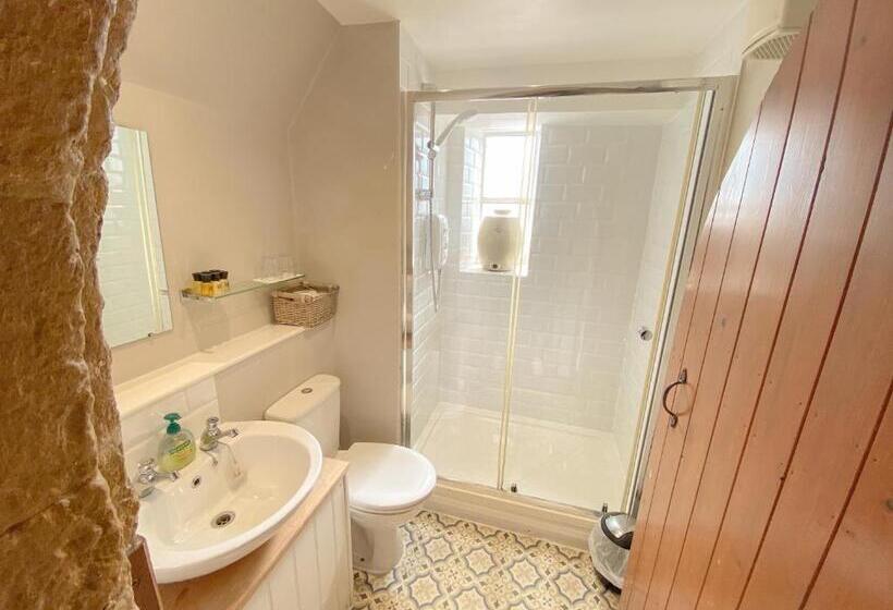 酒店 Castle At Edgehill