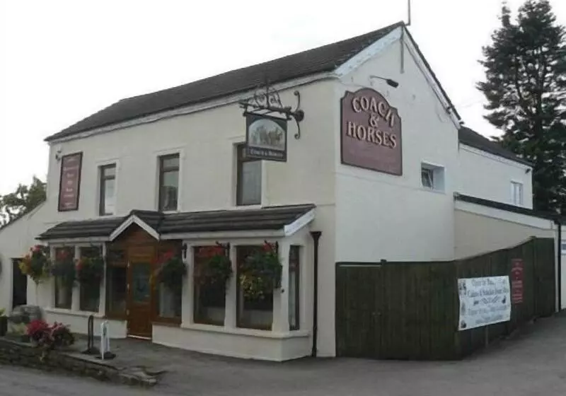 酒店 The Coach & Horses Inn