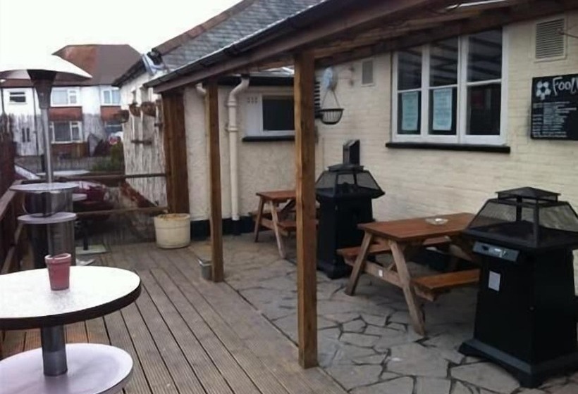 فندق The Holroyd Arms