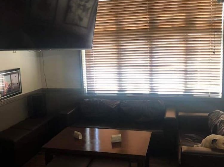 فندق The Holroyd Arms