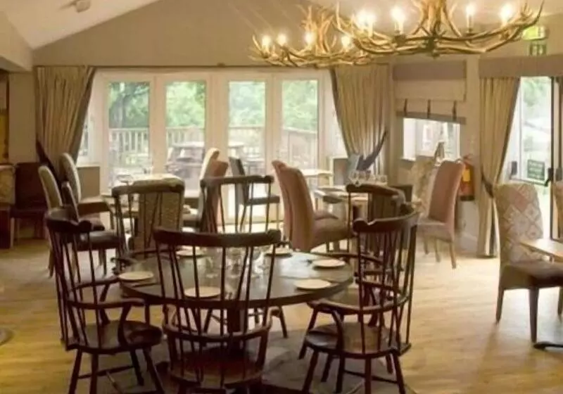 酒店 The Percy Arms