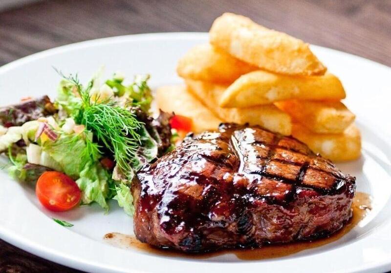 فندق The Percy Arms