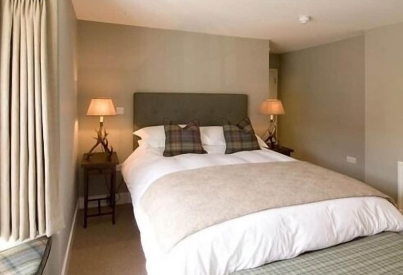 فندق The Percy Arms