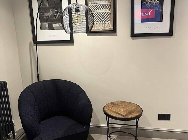 ホテル The Punchbowl Inn