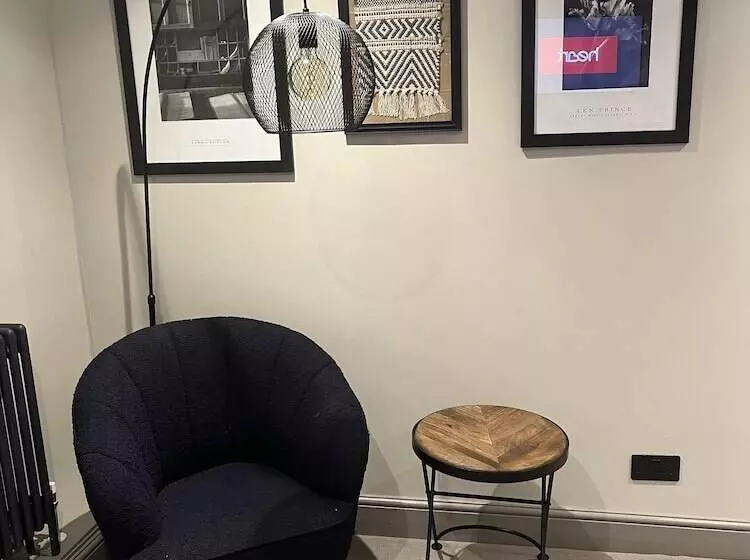 هتل The Punchbowl Inn